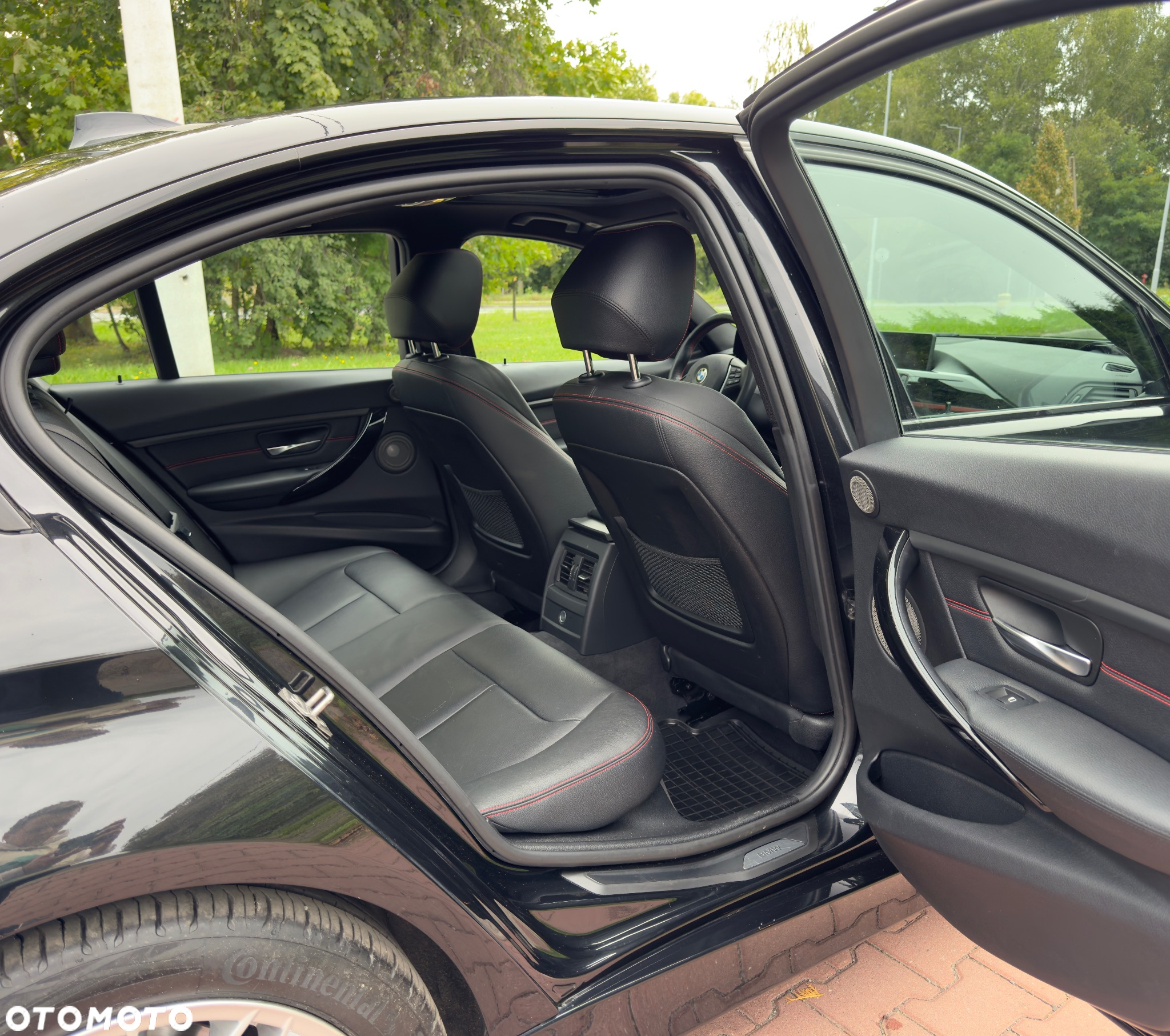BMW Seria 3 320d Sport-Aut Blue Performance Sport Line - 30