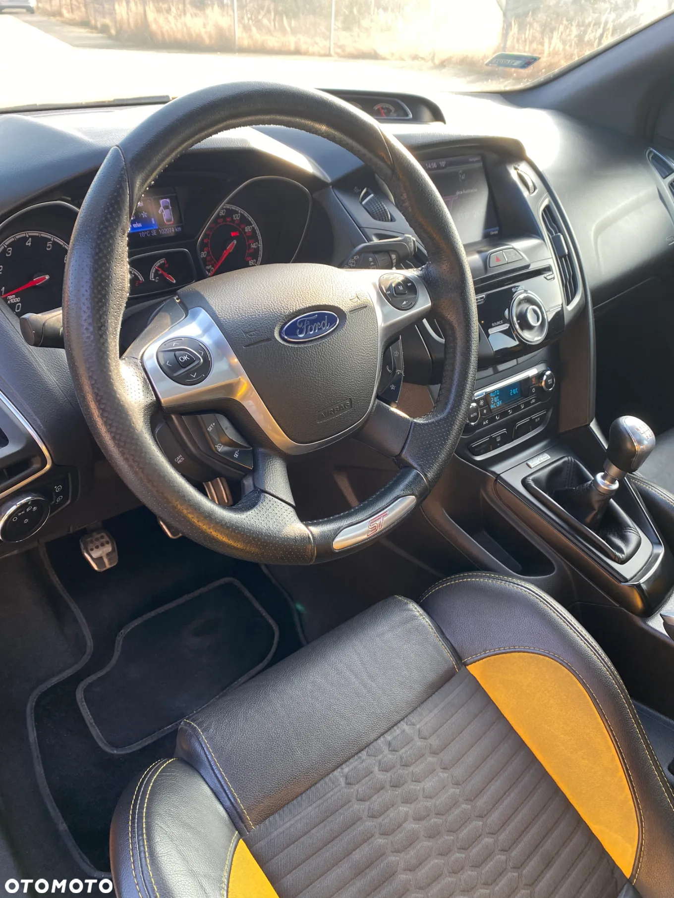 Ford Focus 2.0 EcoBoost ST - 12