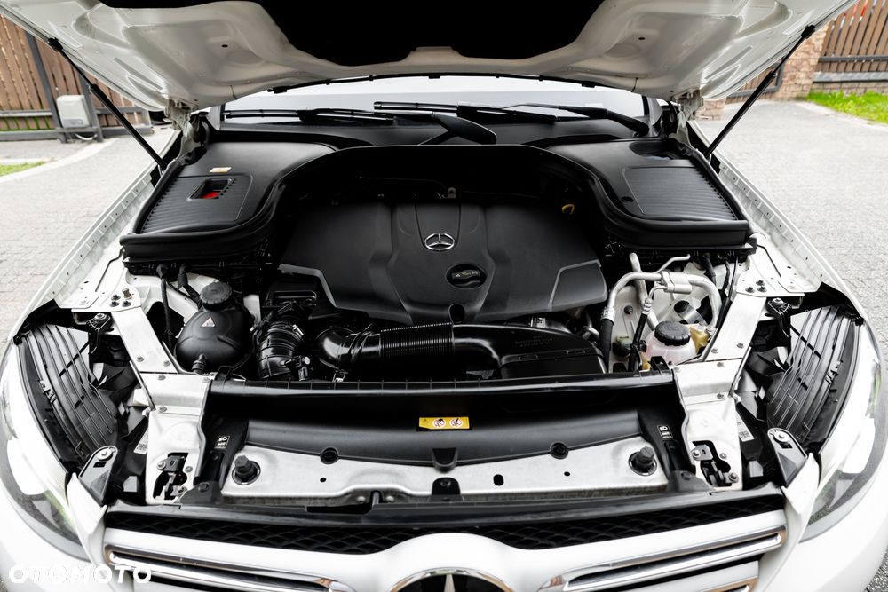 Mercedes-Benz GLC 250 d 4Matic 9G-TRONIC AMG Line - 40