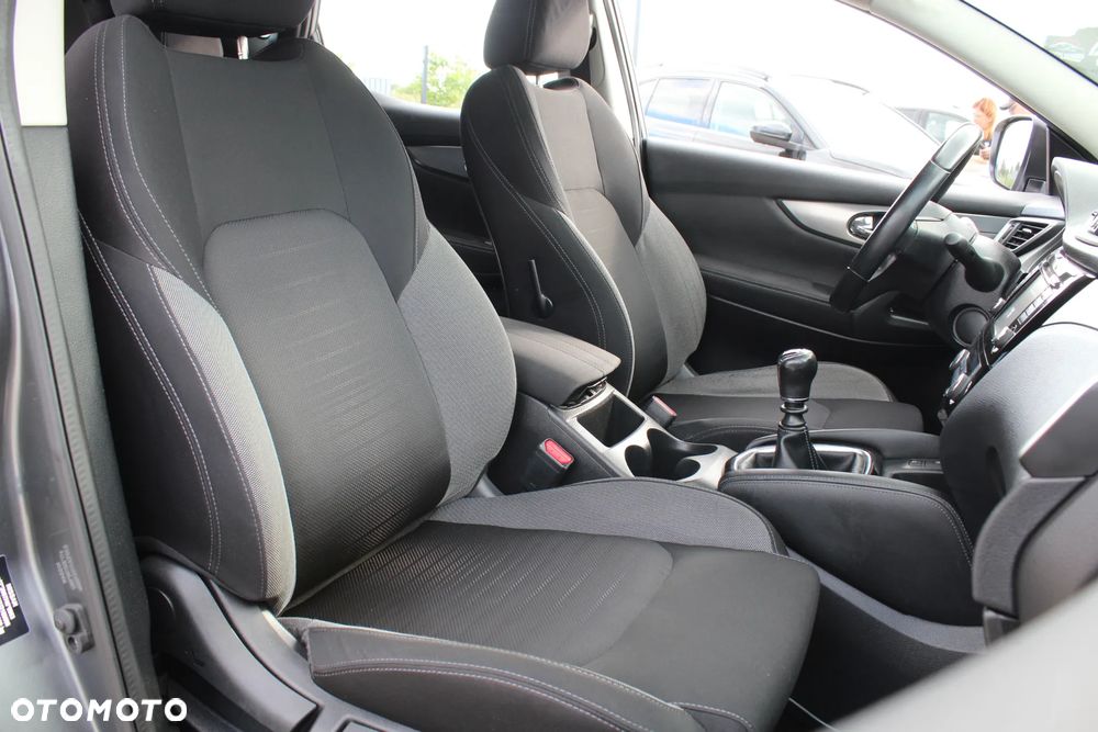 Nissan Qashqai 1.2 DIG-T N-Vision - 20