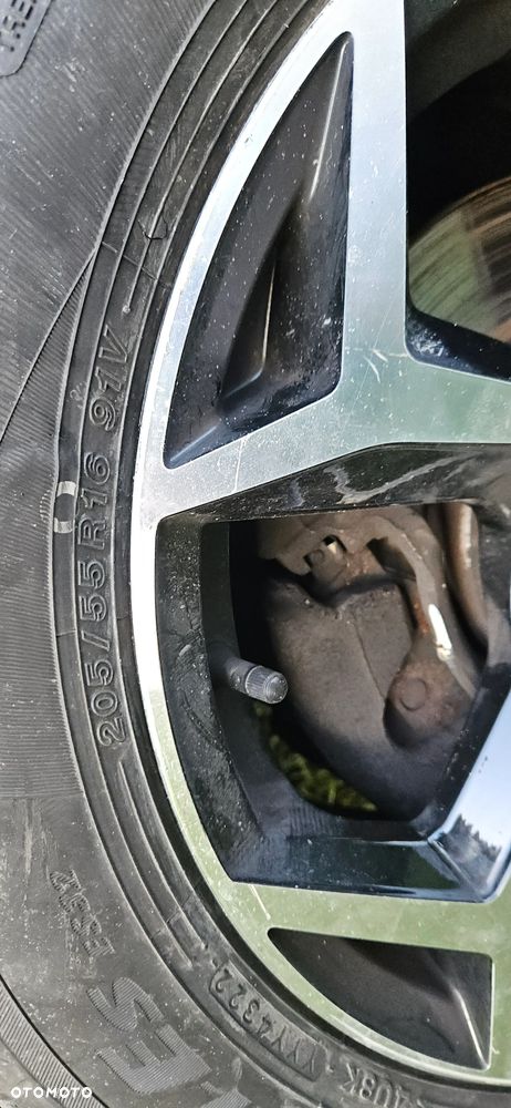 Volkswagen Golf 2.0 TDI 4Motion Sound - 23