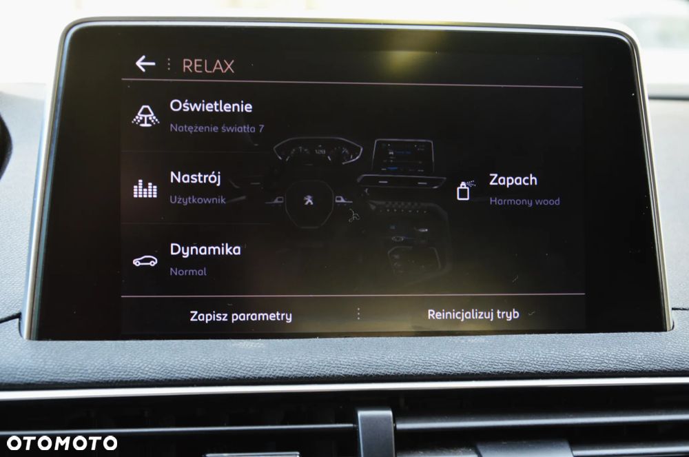 Peugeot 5008 - 26