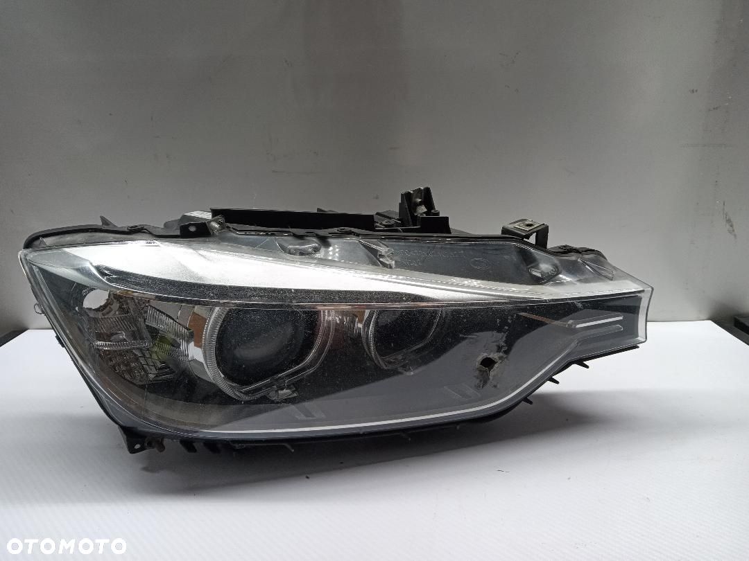 LAMPA PRZÓD PRZEDNIA PRAWA BMW F30 63117259526 - 1