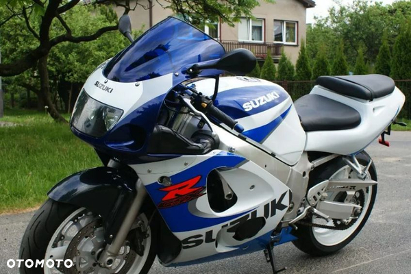 SUZUKI GSXR 600 SRAD półka siedzenie moduł zacisk dźwignia kierownica  zbiornik tłumik licznik