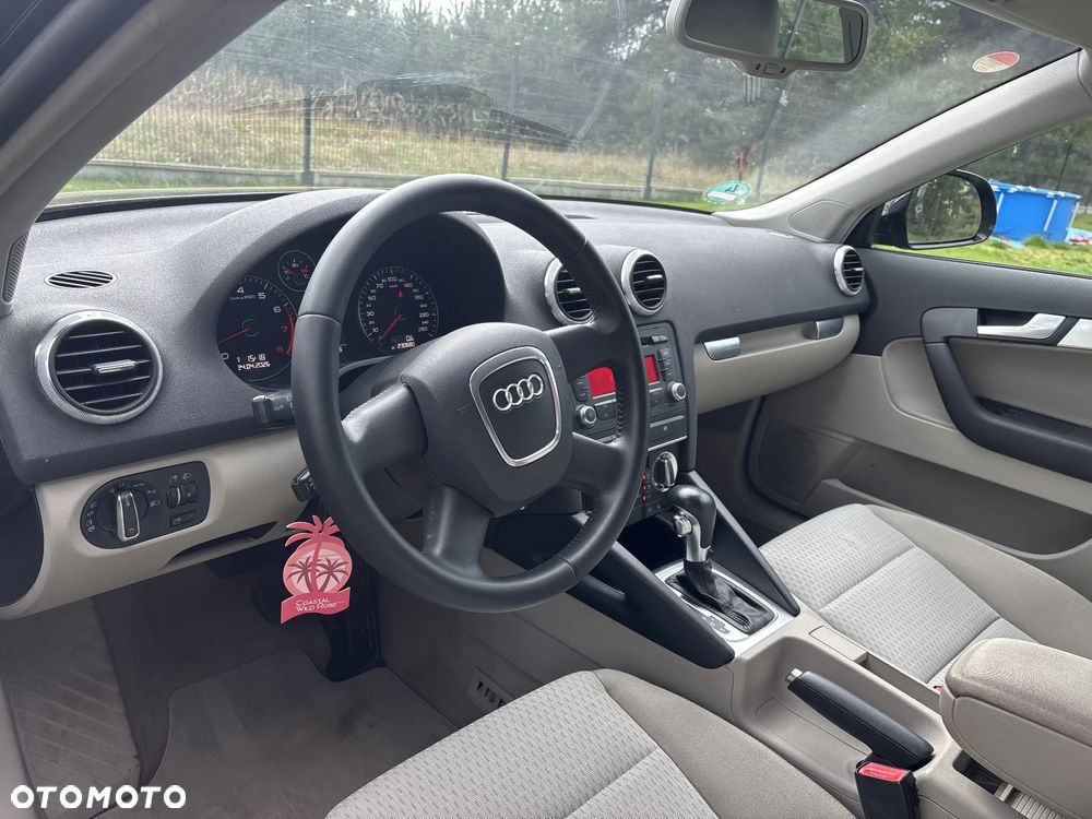 Audi A3 Sportback 1.4 TFSI Ambiente - 6