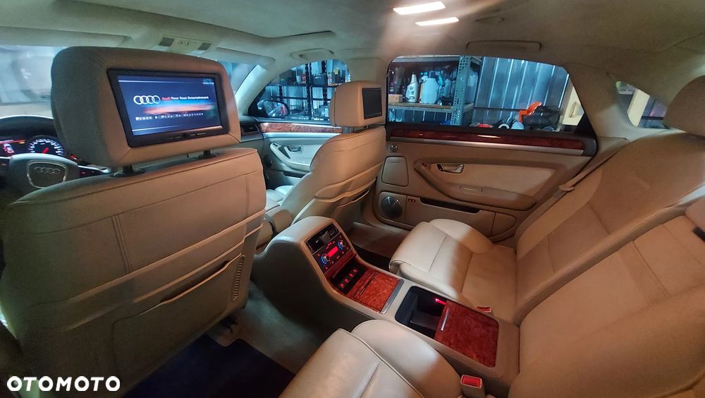 Audi A8 6.0 W12 L Quattro - 18