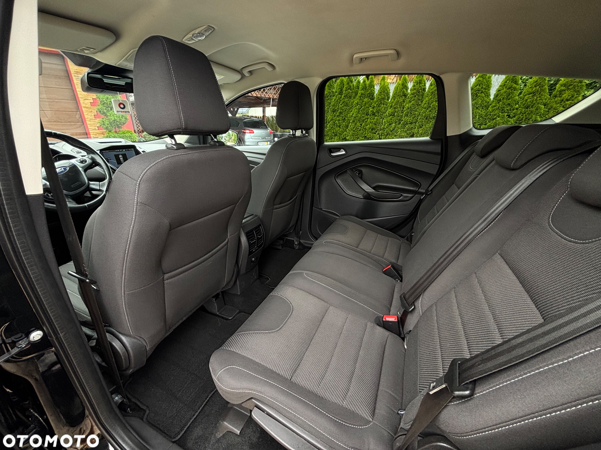 Ford Kuga - 17