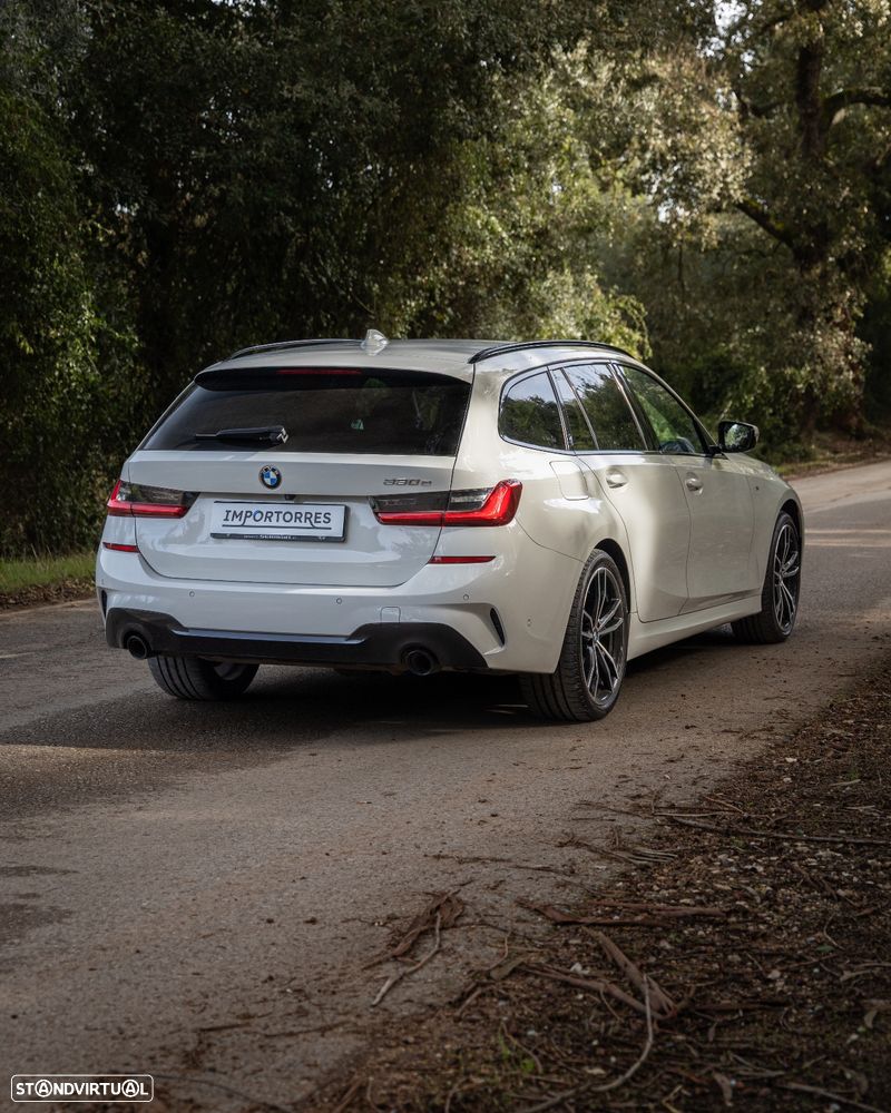BMW 330 e Touring Pack Desportivo M Auto - 6