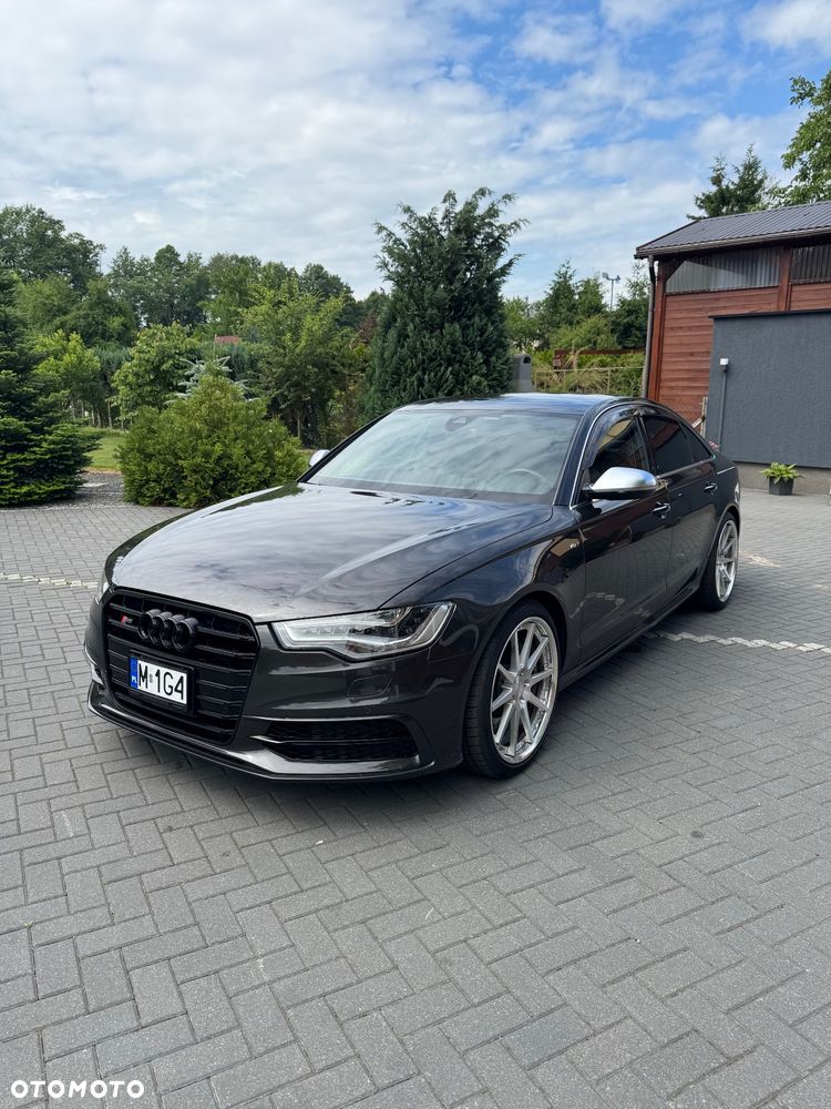 Audi S6 Limousine - 1