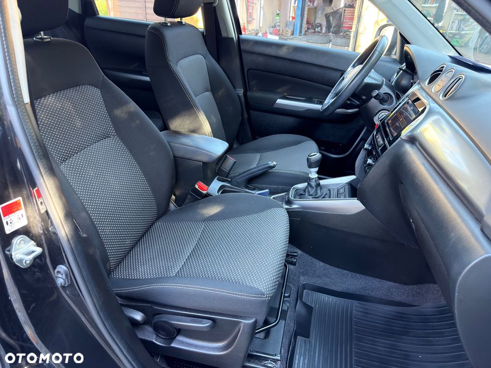 Suzuki Vitara 1.4 Boosterjet SHVS Premium 2WD - 8