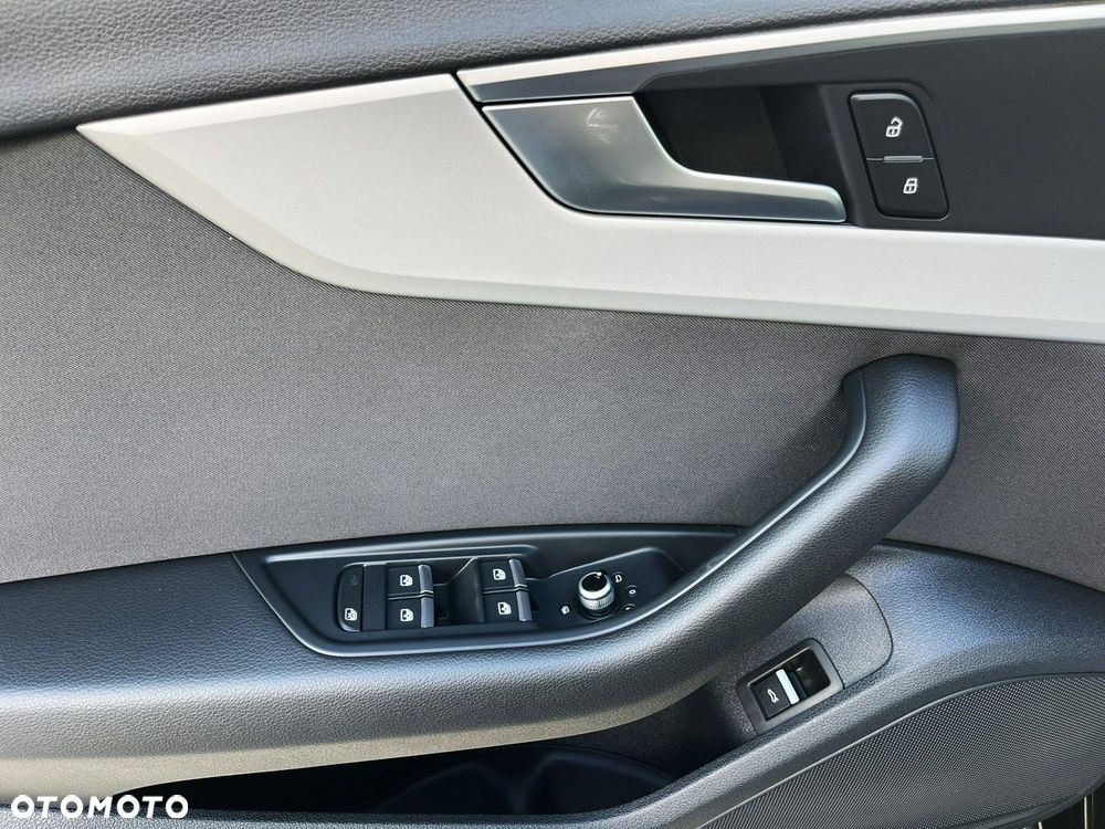 Audi A4 Avant 35 TFSI mHEV Advanced S tronic - 38