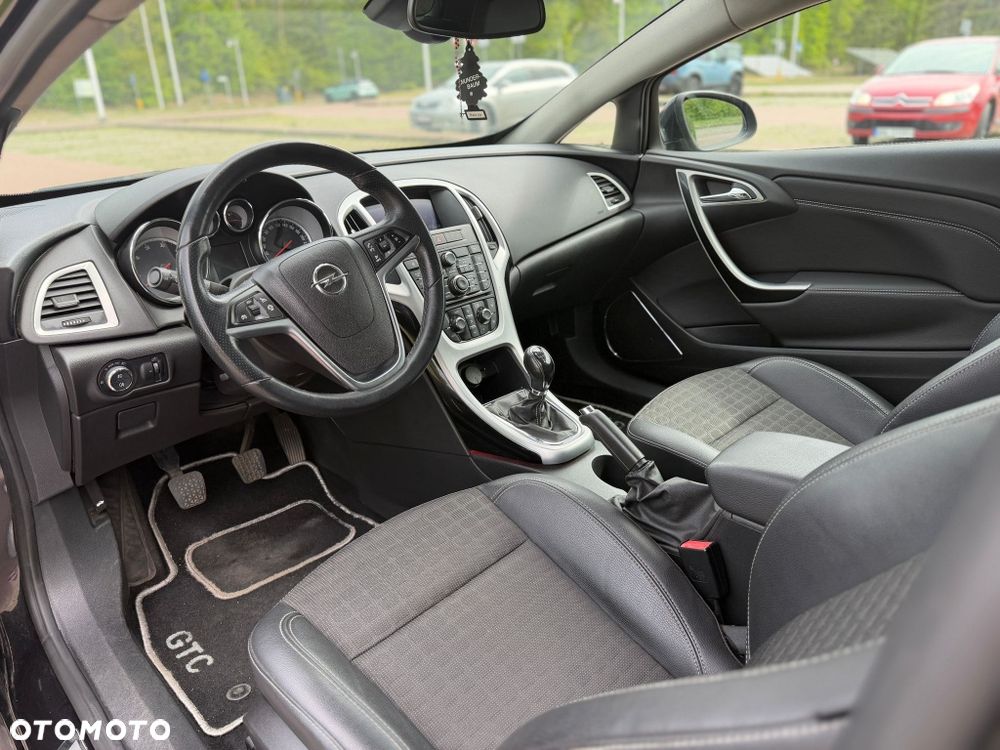 Opel Astra - 8