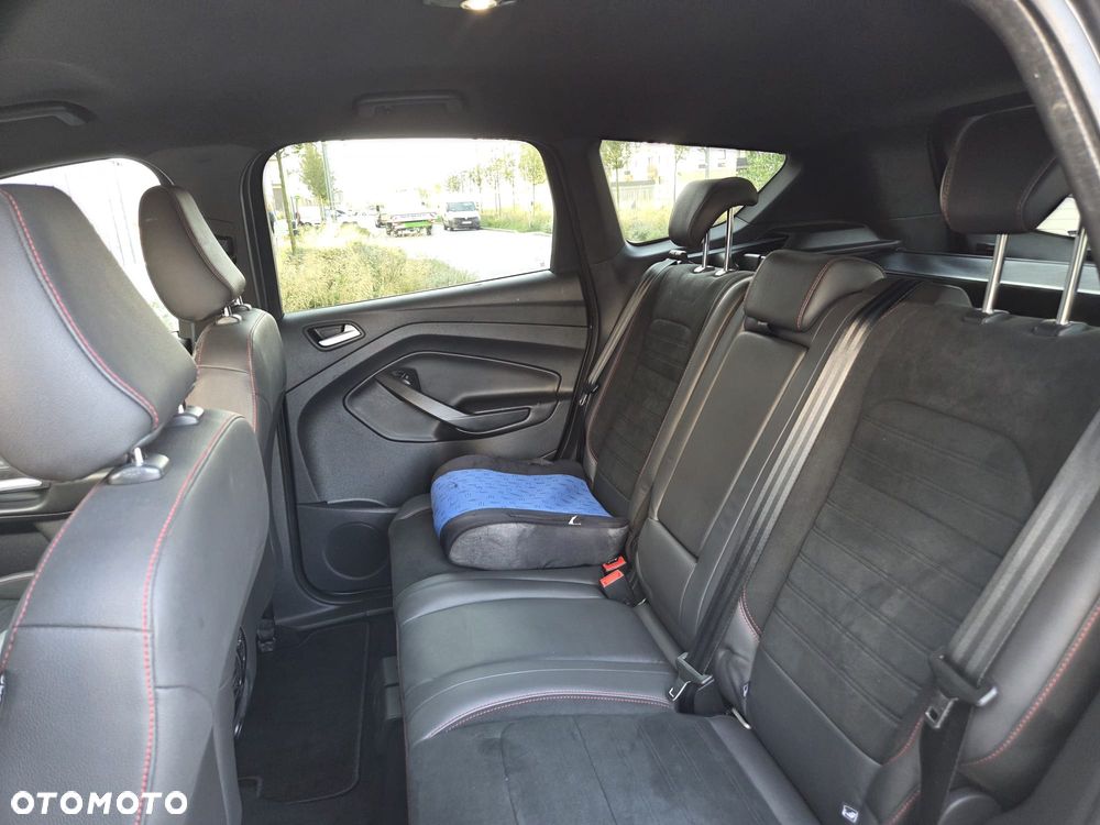 Ford Kuga 2.0 TDCi AWD ST-Line - 17