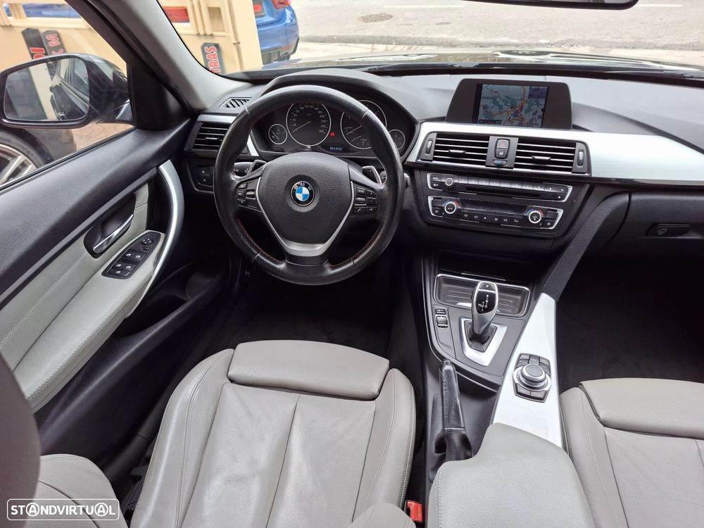 BMW 320 d Aut. Blue Performance Sport Line - 25