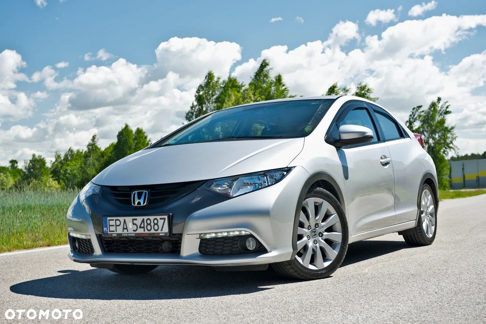 Honda Civic 1.8 i-VTEC Sport - 14