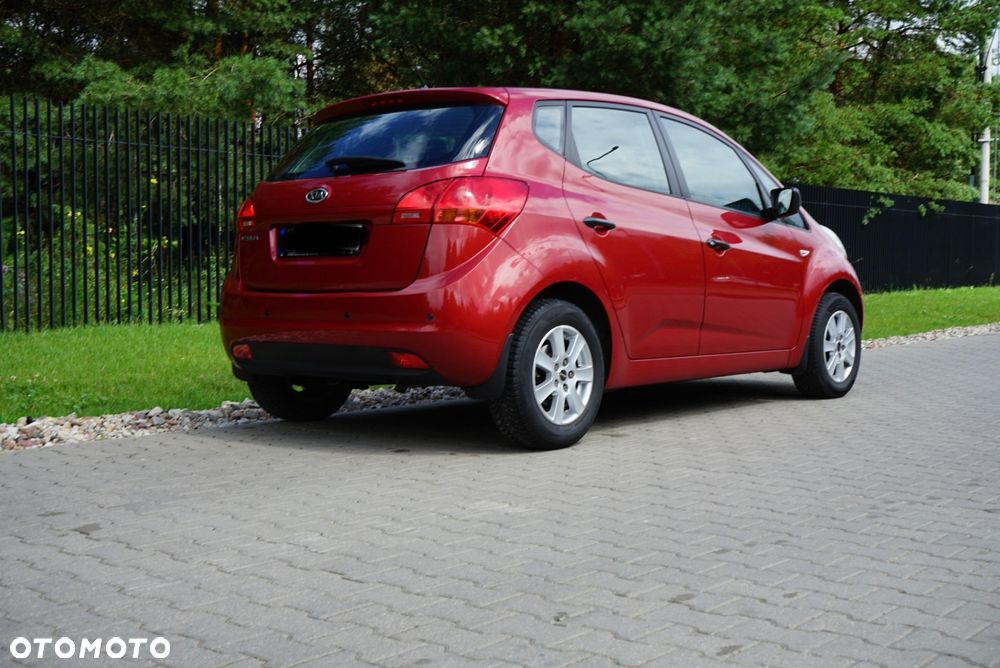 Kia Venga - 3