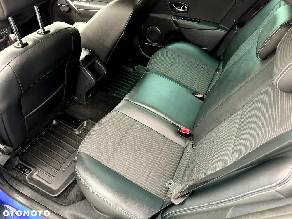 Renault Megane TCe 220 Start & Stop GT 220 - 21
