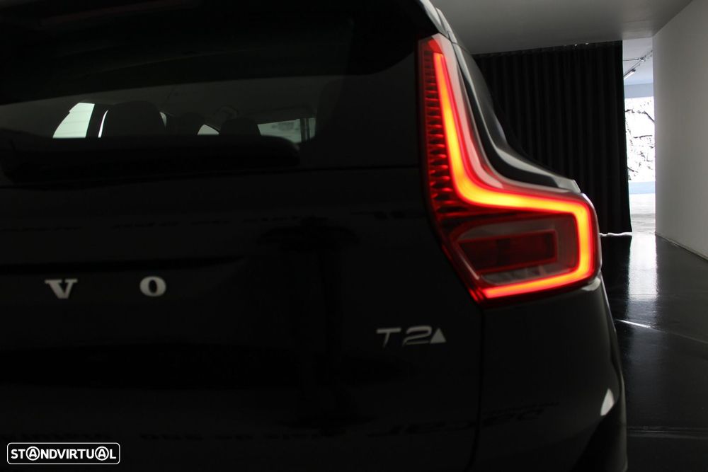 Volvo XC 40 1.5 T2 Momentum Core - 33