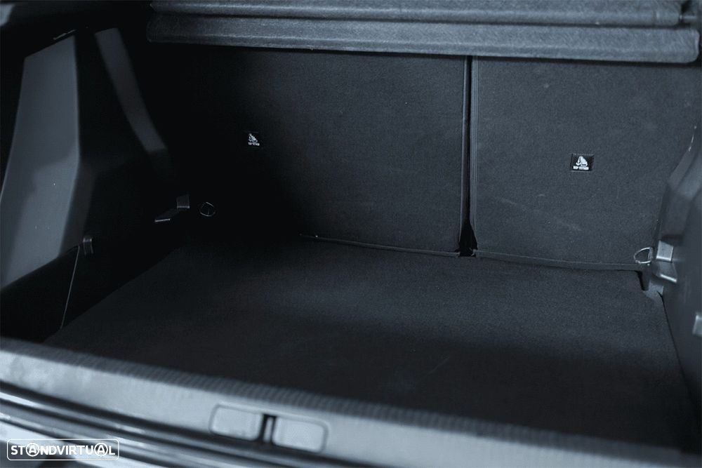 Peugeot 2008 1.2 Hybrid Allure e-DCS6 - 25