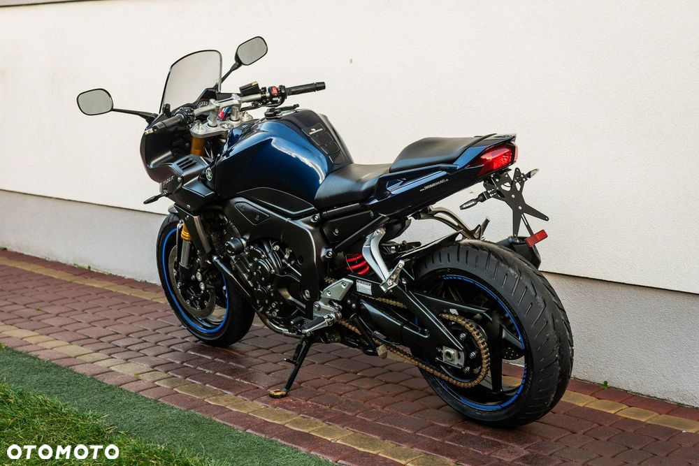 Yamaha FZ - 4