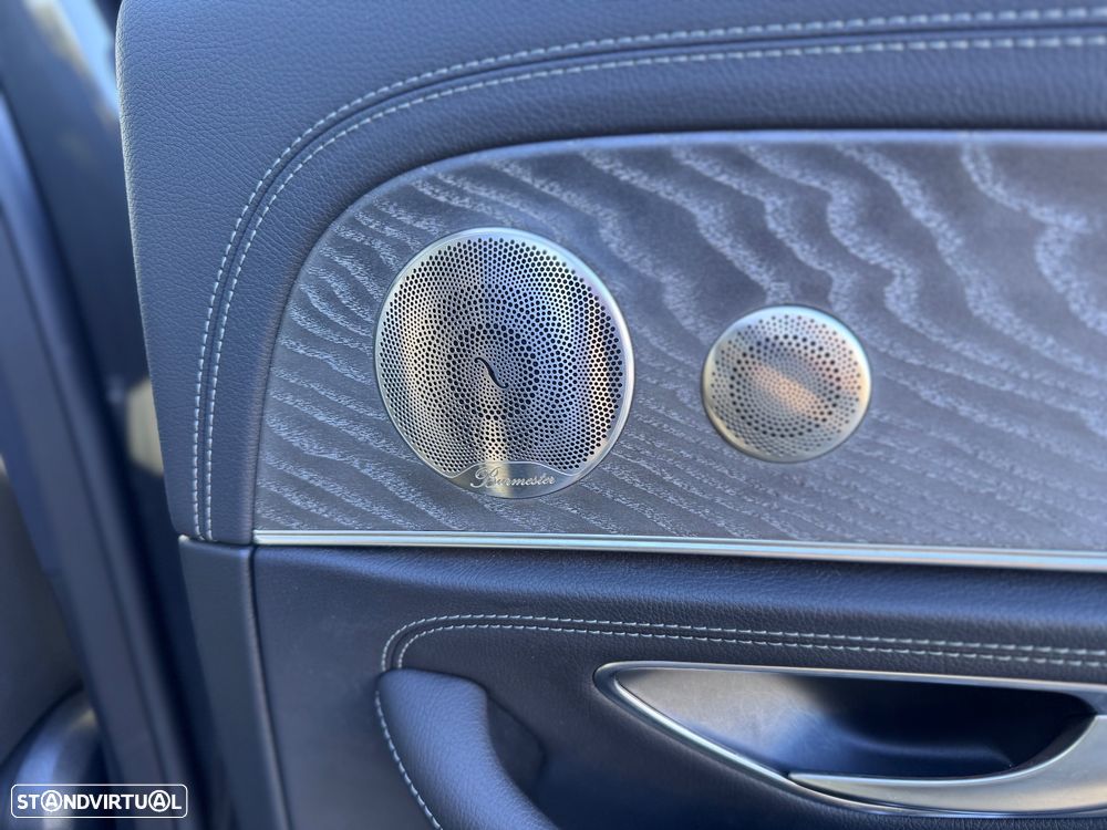 Mercedes-Benz E 300 de AMG Line - 22