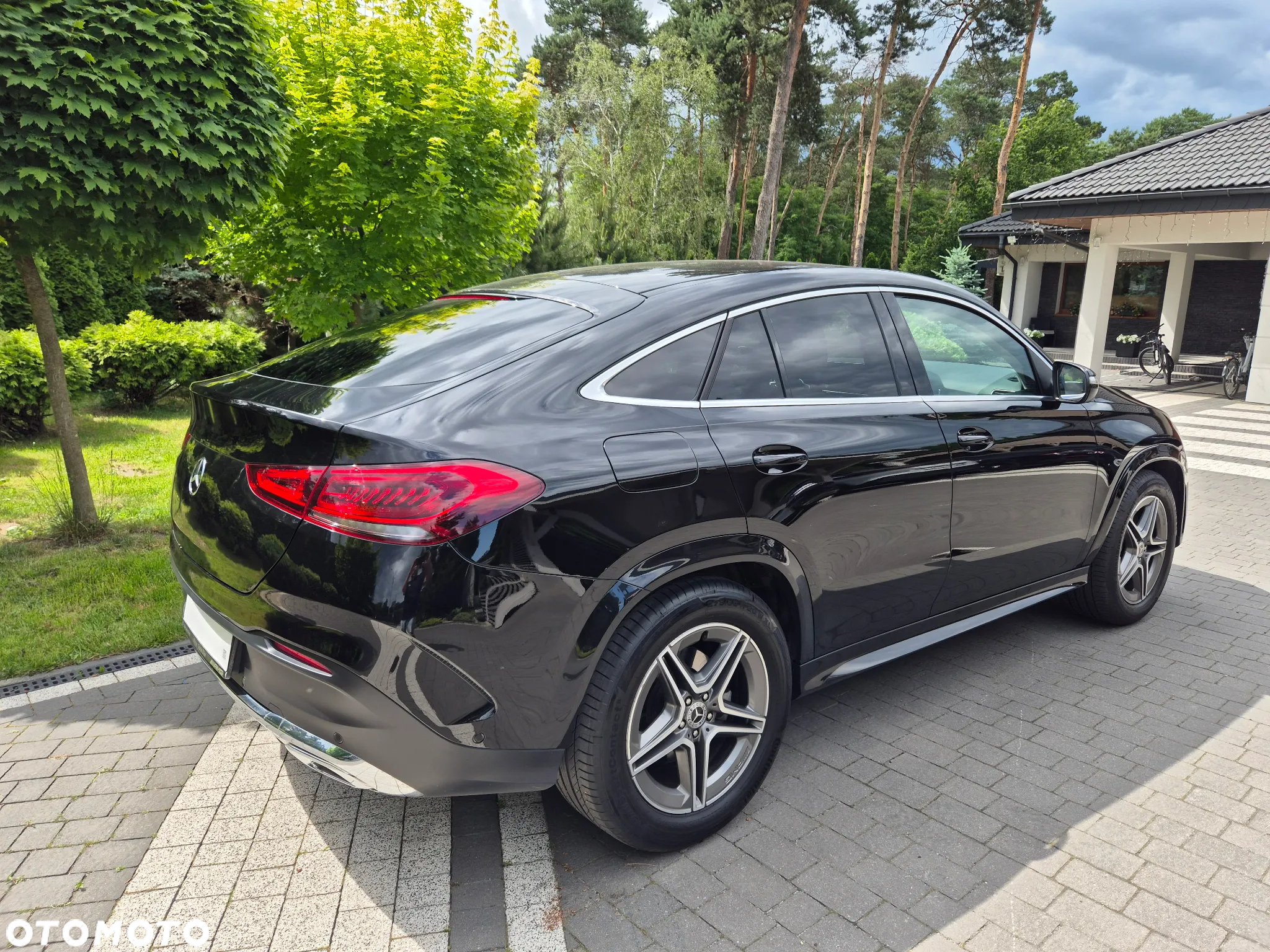 Mercedes-Benz GLE 300 d 4-Matic - 14