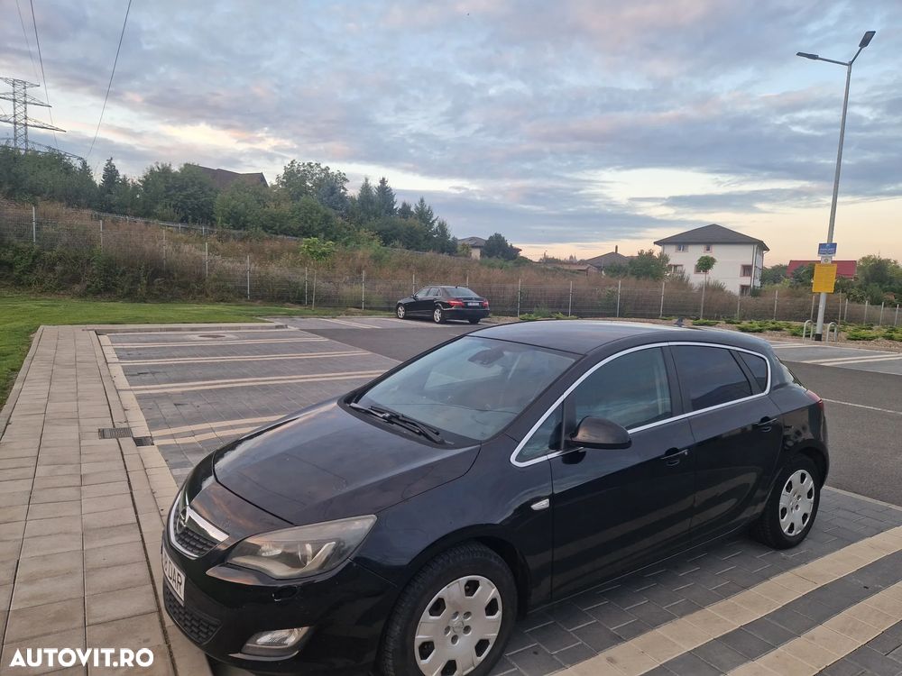 Opel Astra 2.0 CDTI Cosmo - 2