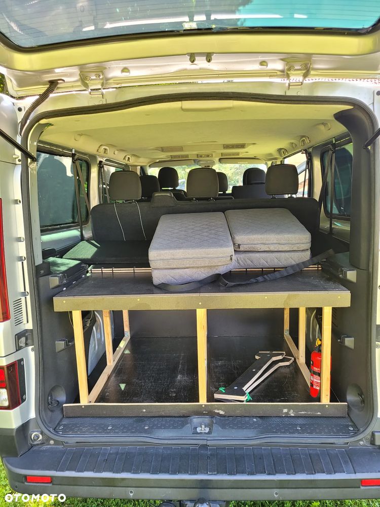 Opel Vivaro - 17