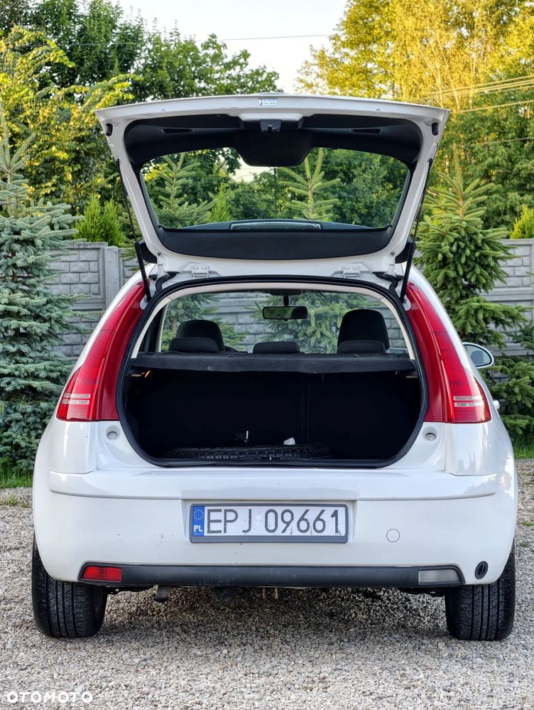 Citroën C4 1.4 16V My Way - 15