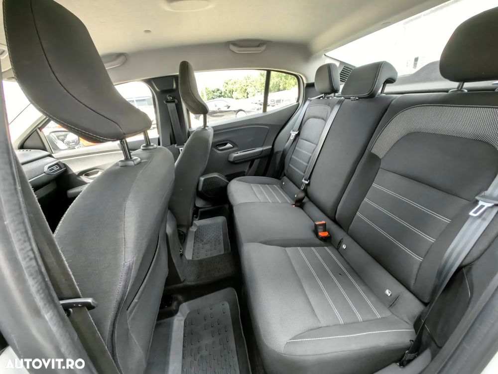 Dacia Logan TCe 90 MT5 Essential - 17