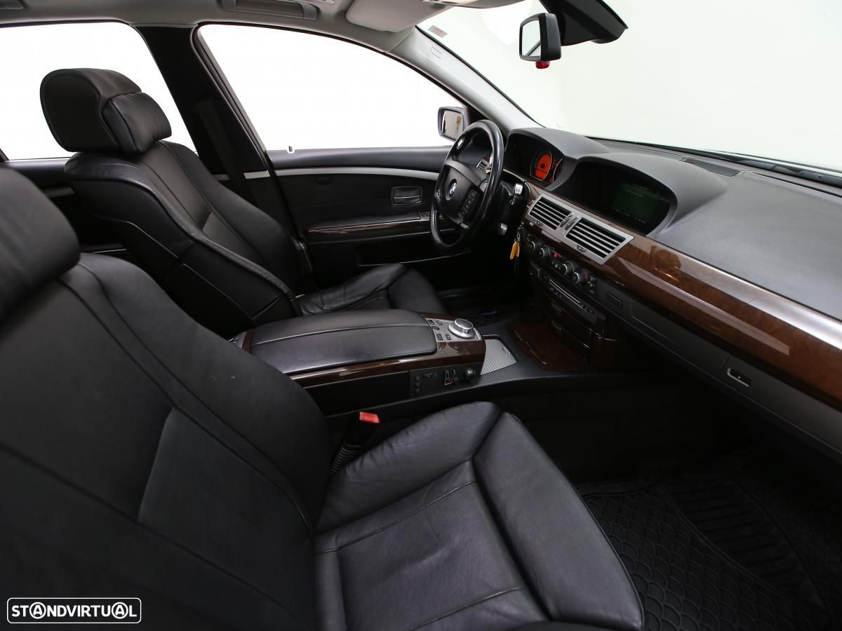 BMW 730 d - 10