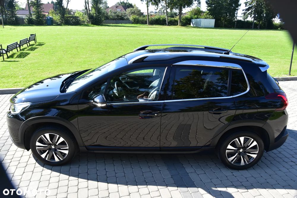 Peugeot 2008 PureTech 110 Stop&Start Allure - 36