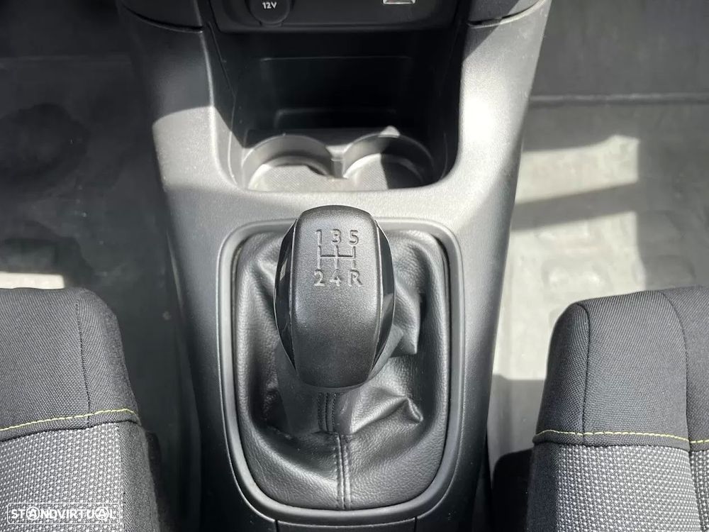 Citroën C3 1.2 PureTech Feel - 23