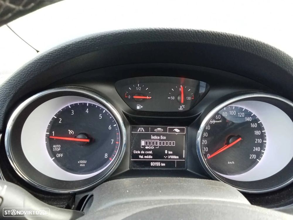 Opel Astra Sports Tourer 1.2 T Design & Tech S/S - 18