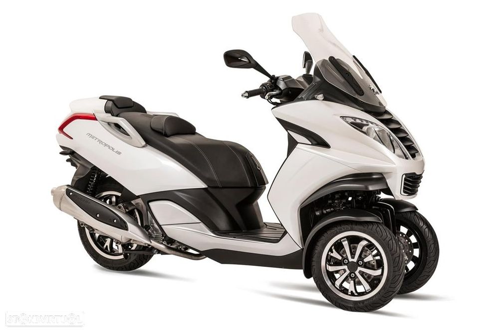 Peugeot Métropolis - 1