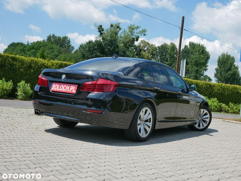 BMW Seria 5 520d xDrive - 3