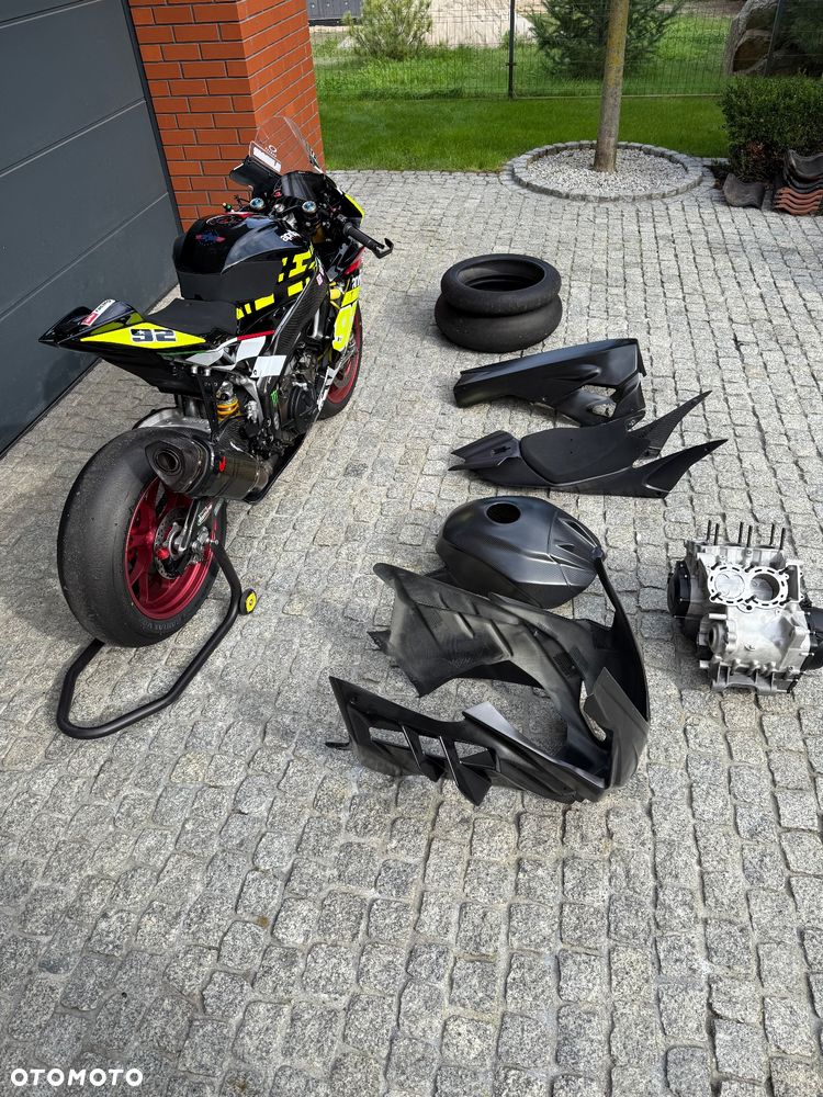 Aprilia RSV - 7