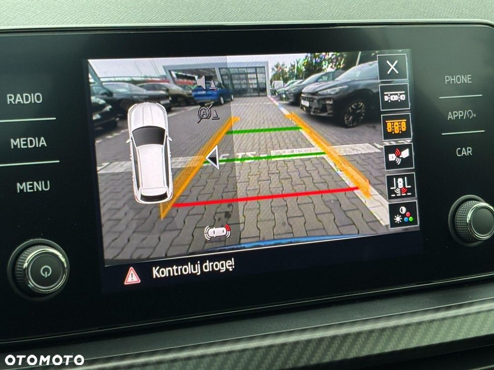 Skoda Kamiq 1.0 TSI Monte Carlo DSG - 27