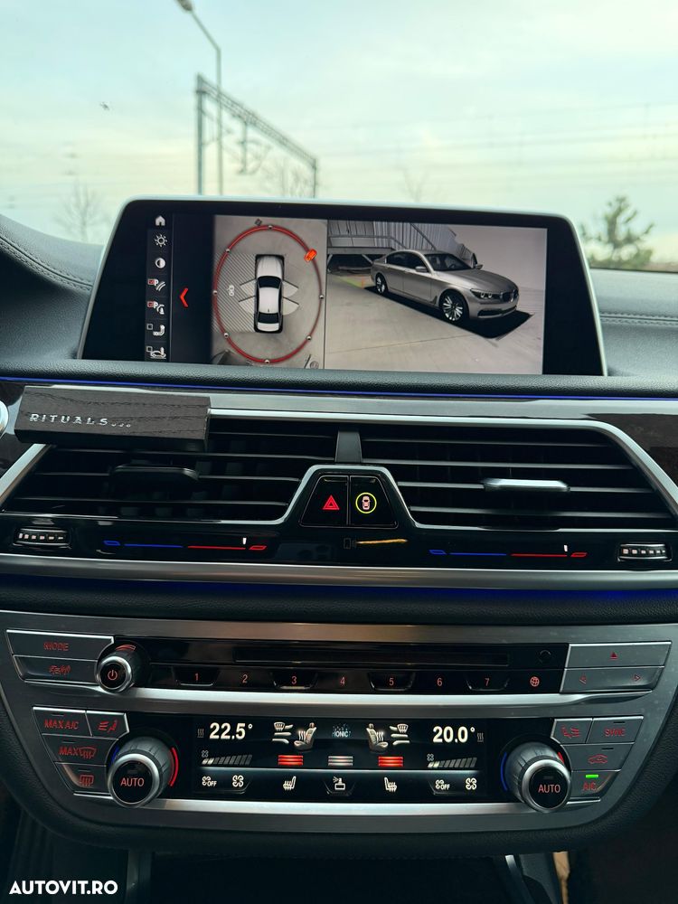 BMW Seria 7 730d xDrive - 11
