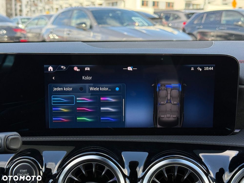 Mercedes-Benz CLA 200 AMG Line 7G-DCT - 20