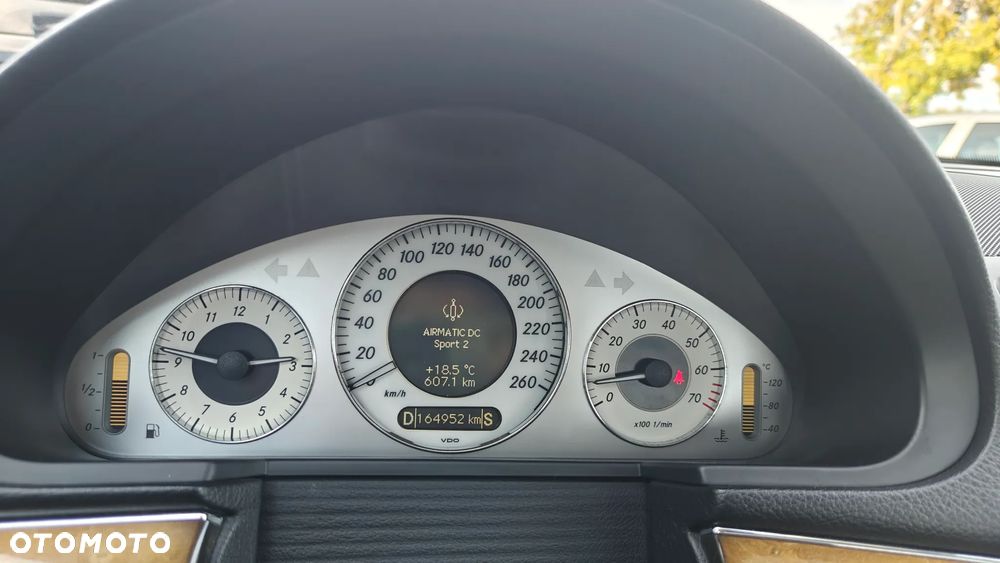 Mercedes-Benz Klasa E 500 Avantgarde - 29