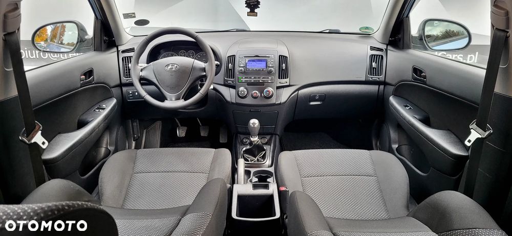 Hyundai i30 i30cw 1.4 Classic - 8