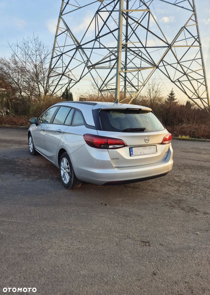 Opel Astra 1.6 CDTI Sport - 9