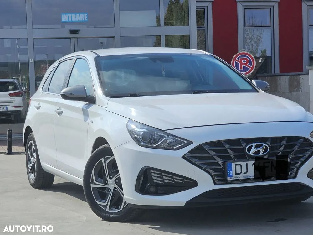 Hyundai i30 1.5 160CP MHEV 48V M/T Highway - 1