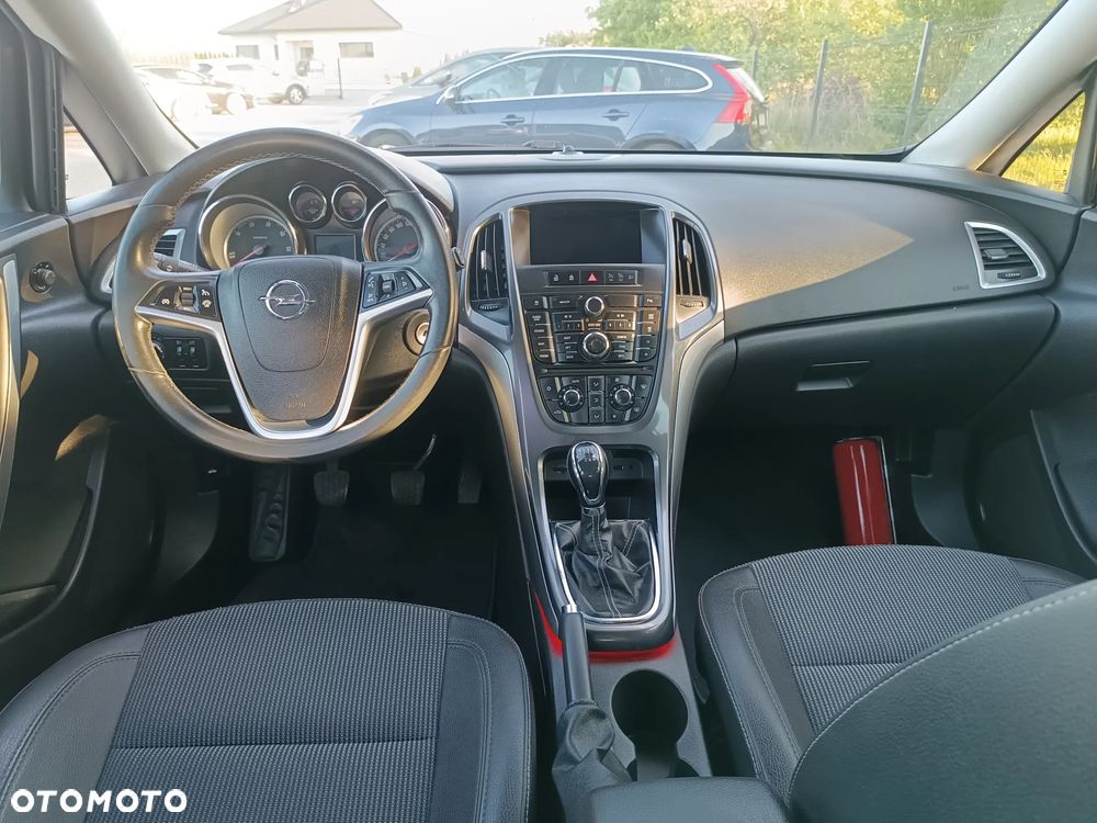 Opel Astra 1.7 CDTI Cosmo - 27
