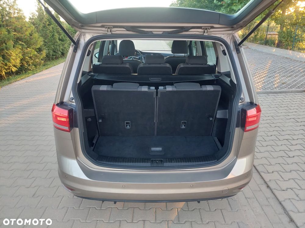 Volkswagen Touran 1.6 TDI BMT SCR Comfortline - 9
