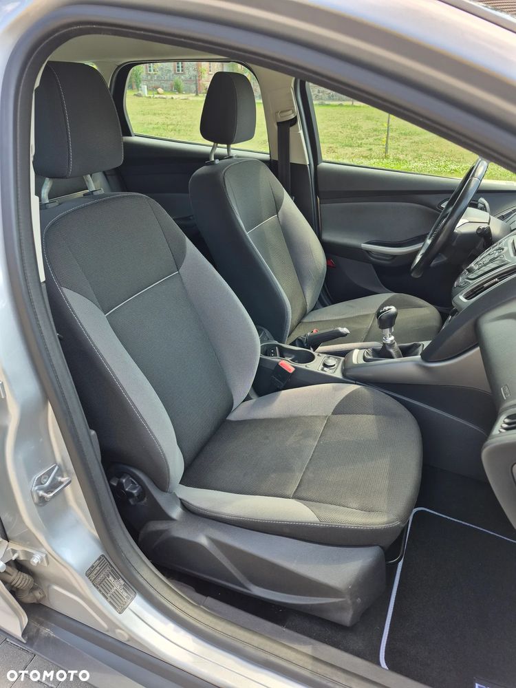 Ford Focus 1.6 TDCi Ambiente - 23