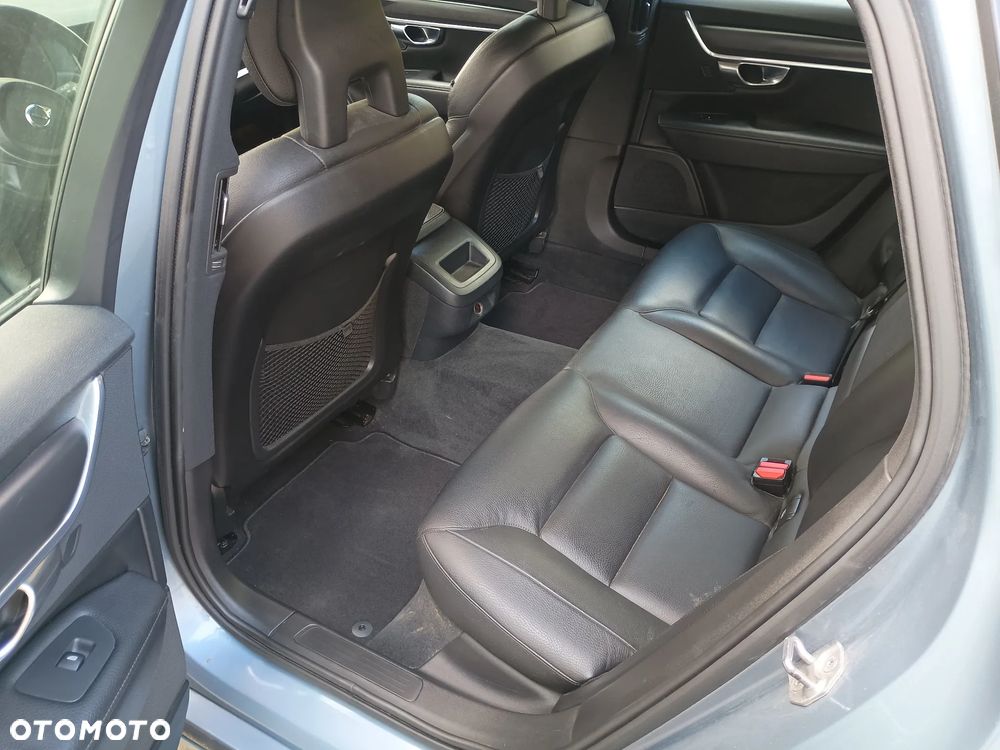 Volvo V90 D3 - 9