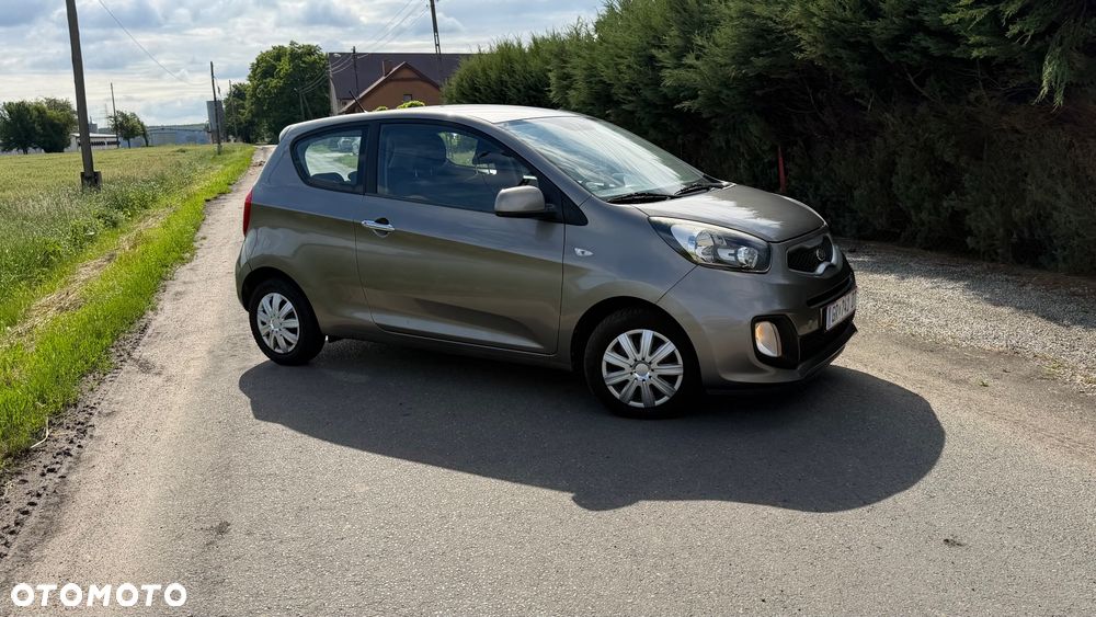 Kia Picanto 1.0 L - 24