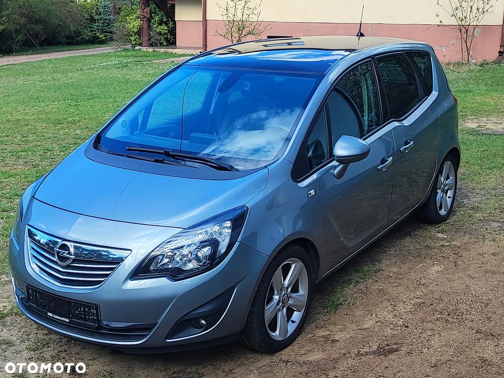 Opel Zafira 1.9 CDTI Cosmo - 1